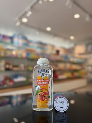Dầu gội hữu cơ 2in1 Le Petit Marseillais quả đào & quả mơ 3th (300ml)