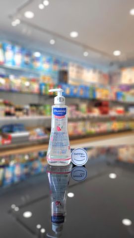 Nước làm sạch mặt & cơ thể cho da nhạy cảm Mustela - NK (300ml)