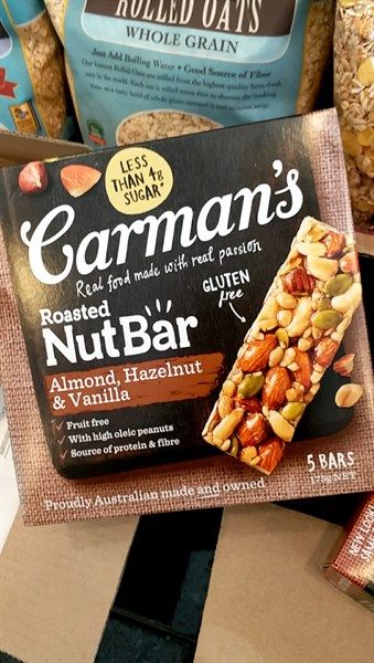 PC.WE- Thanh dinh dưỡng - Nut Bar Almond Hazelnut Carman's 175g (Box)