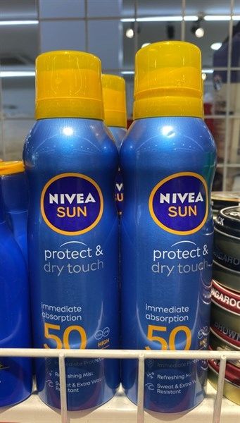 PU- Sunscreen Spray Protect & Dry Touch Nivea SPF50 200ml T6