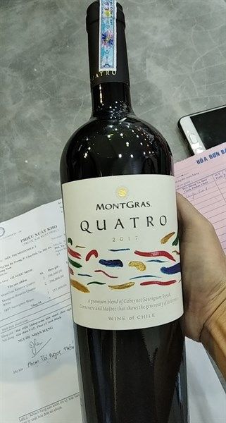 WI.R- Red Quatro Montgrass 750ml ( Bottle )
