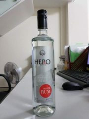 WI.RU- Rhum Hero 40% 700ml ( Bottle )