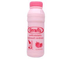 DY- Strawberry Drinking Yogurt Betagen 300ml ( bottle )