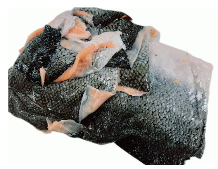 ME.F- Fresh Salmon Skin (Da cá hồi tươi)