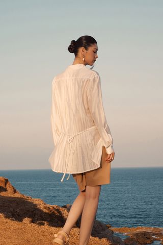 Reina with pleated back - Pleated Crepe Shorts