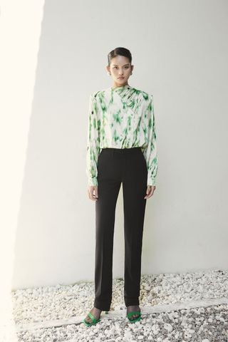 Stephanie Silk Blouse - Carrie Stretch-wool Twill Tapered Pants