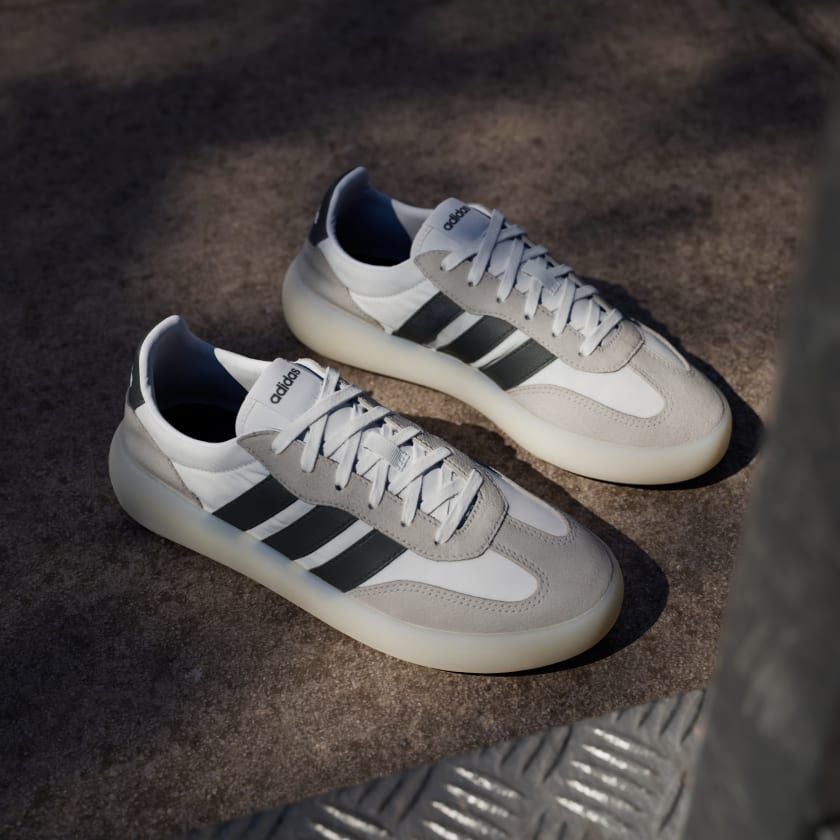  Giày Thể Thao Nữ ADIDAS Barreda Decode JR3101 