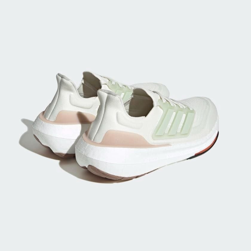  Giày Chạy Unisex ADIDAS Ultraboost Light HQ6338 