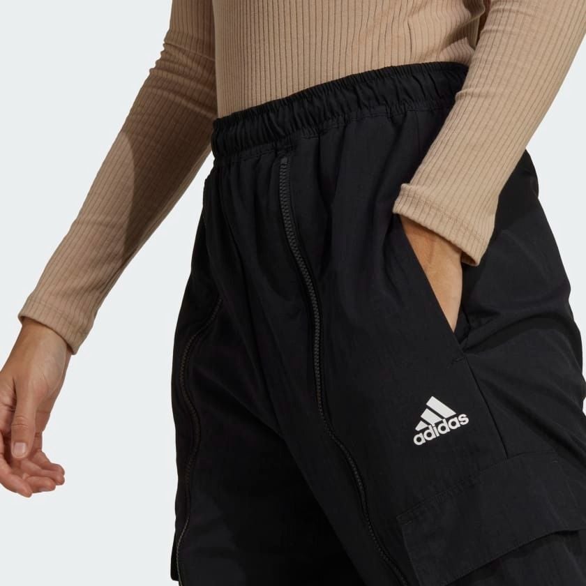 adidas Sportswear DANCE VERSATILE PANT - Tracksuit bottoms -  white/white/white - Zalando.de