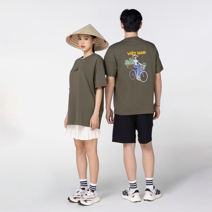  Áo Phông - Áo thun Thể Thao Unisex ADIDAS A/Xs Gfx Xe Hoa 1 Tee KL0920 