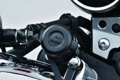  CB1300SF, CB1300SB Lỗ cắm phụ kiện HONDA 