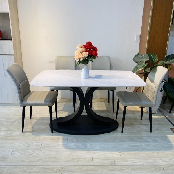 Bàn ăn 4 ghế mặt đá Ceramic nhập khẩu chân Chanel
