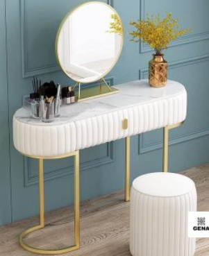 Bàn trang Điểm Avero