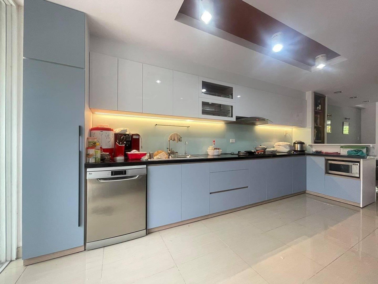 Tủ bếp cánh phủ Acrylic cao cấp - A15