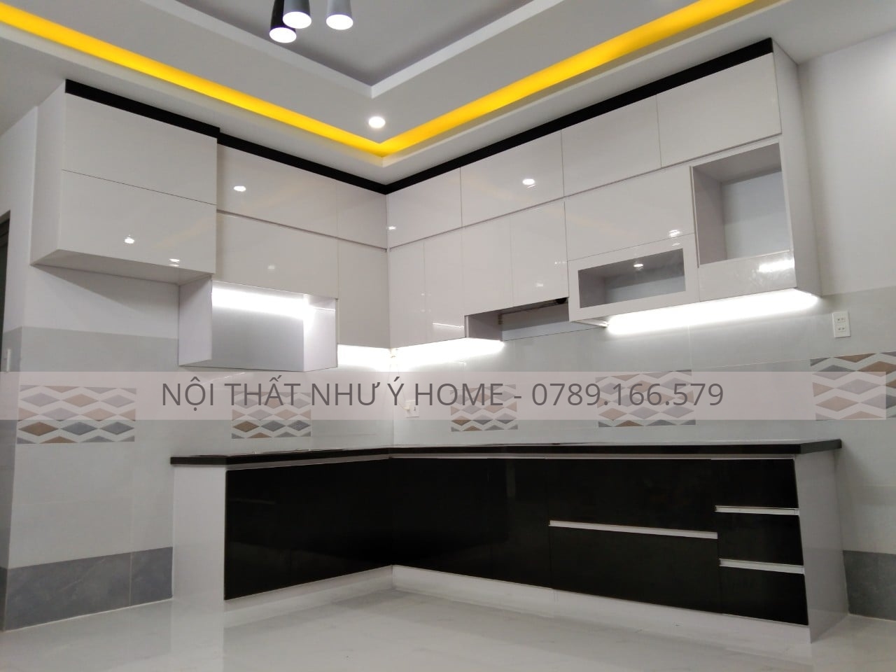 Tủ bếp nhựa Ecoplast ECO01