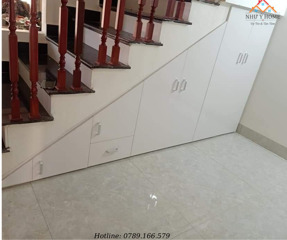 Tủ cầu thang CT8