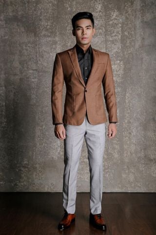 Áo Khoác Blazer Nam Nâu - Cổ Ve Ngược - 1 Nút - 008