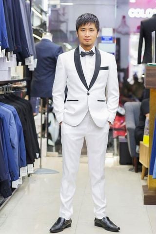 Suit Chú rể trắng viền đen sang trọng A50.051