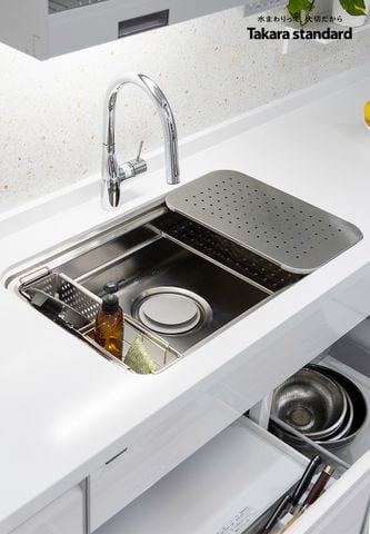 Hệ Tủ Bếp Nhật Bản Cao Cấp Treasia Chữ L Màu VSW - Nhà phố Phú Nhuận