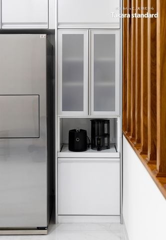 Hệ Tủ Bếp Nhật Bản Cao Cấp Treasia Chữ L Màu VSW - Nhà phố Phú Nhuận
