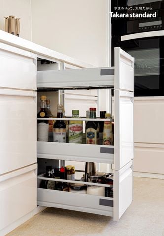 Hệ Tủ Bếp Nhật Bản Cao Cấp Treasia Chữ U Màu VSI -  Nhà phố Tân Bình