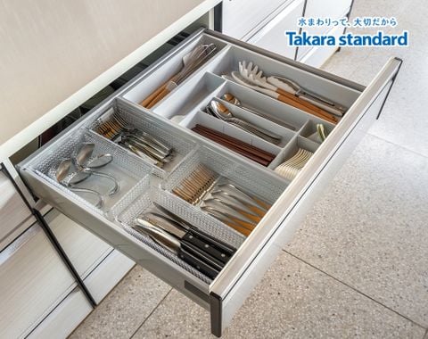 Hệ Tủ Bếp Nhật Bản Treasia Cao Cấp Chữ I  -  Penthouse Vinhomes Central Park