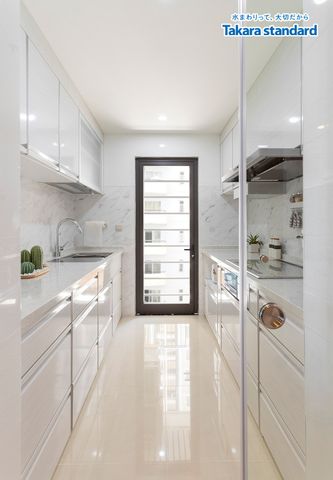 Hệ Tủ Bếp Cao Cấp Treasia Chữ I Màu VBW - Centrosa Hà Đô