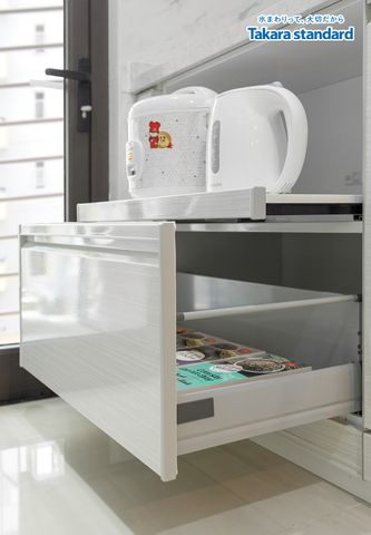 Hệ Tủ Bếp Cao Cấp Treasia Chữ I Màu VBW - Centrosa Hà Đô