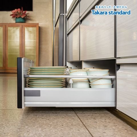 Hệ Tủ Bếp Nhật Bản Treasia Cao Cấp Chữ I  -  Penthouse Vinhomes Central Park