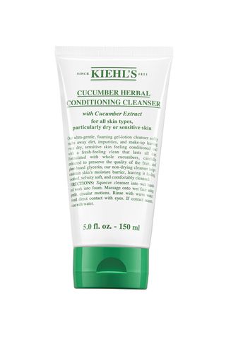 Sữa Rửa Mặt Dưa Leo Cucumber Herbal Conditioning Cleanser