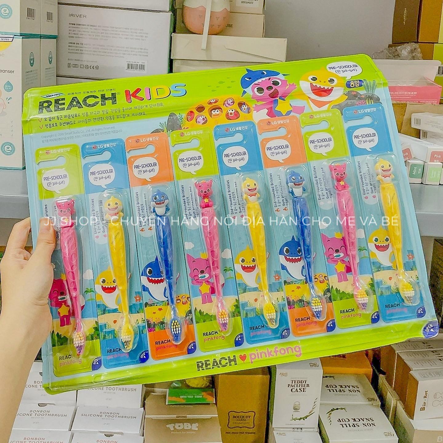  Bàn Chải Đánh Răng Reach Kids PinkFong, Baby Shark Cho Bé Từ 3-6 tuổi Nội Địa Hàn Quốc 