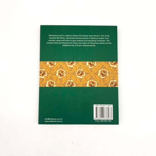 Vietnamese Modern and Traditional Vietnamese Cuisine