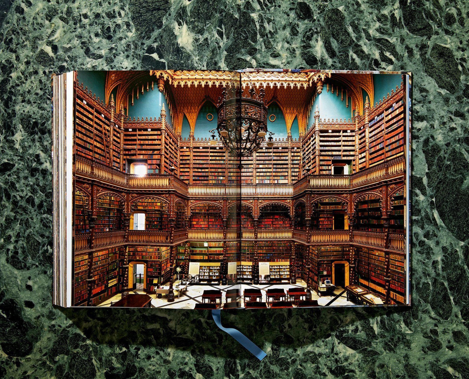  Massimo Listri. The World's Most Beautiful Libraries_Georg Ruppelt_9783836535243_Taschen GmbH 