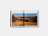  Living in the Mountains : Contemporary Houses in the Mountains_Phaidon Editors_9781838660840_Phaidon Press Ltd 