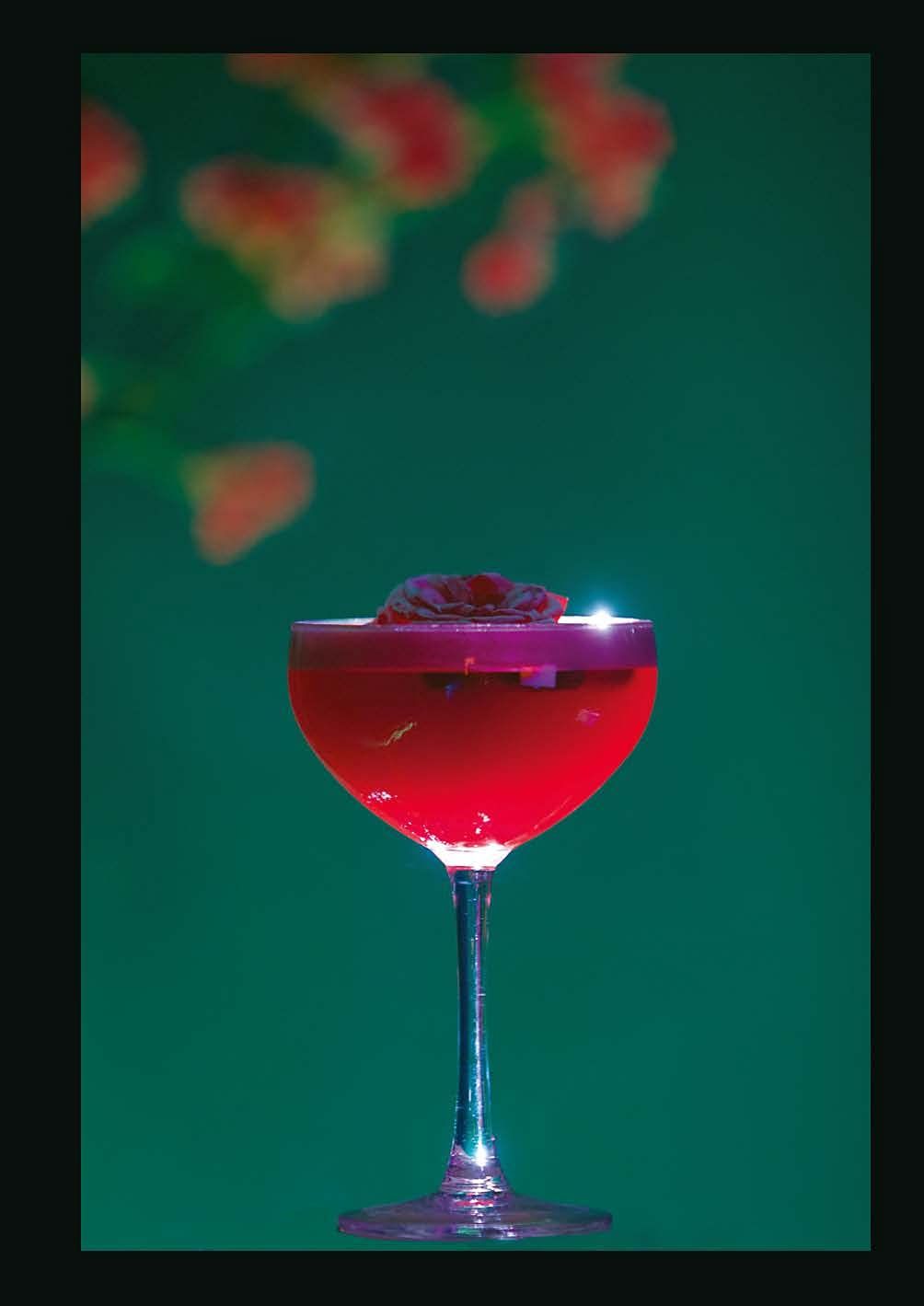  High Cocktails : Psychoactive Non-Alcoholic Cocktails 