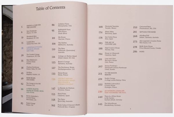 Country and Cozy : Countryside Homes and Rural Retreats