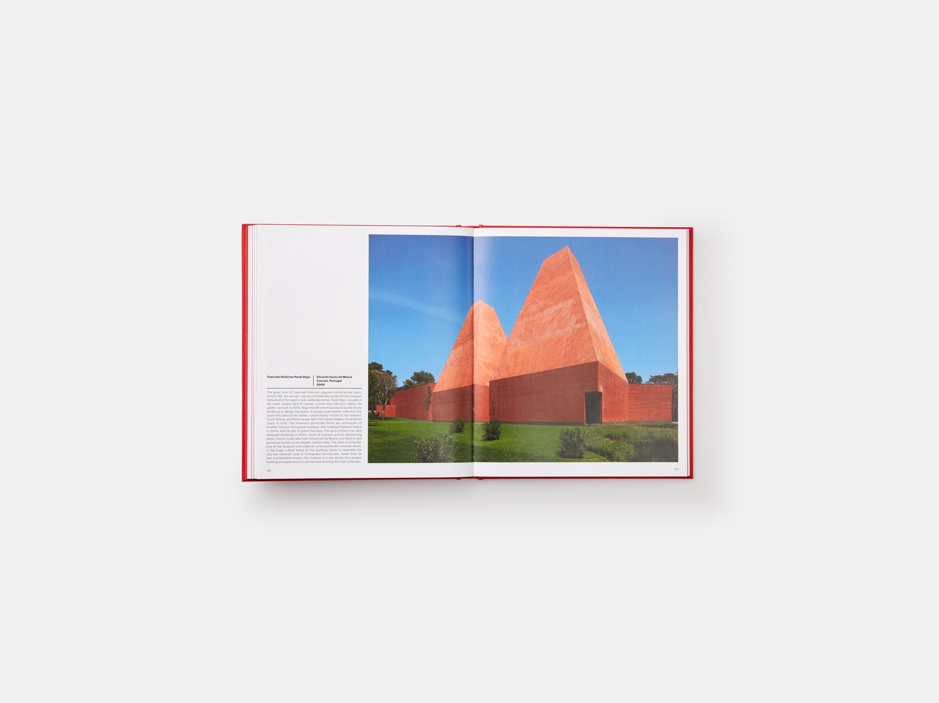  Red: Architecture in Monochrome_Phaidon Editors_9780714876832_Phaidon Press Ltd 