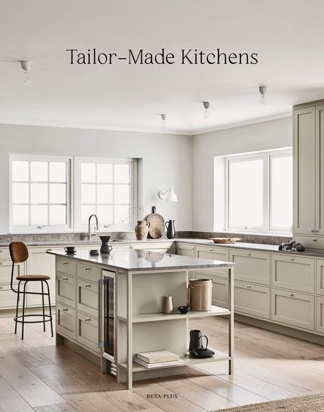 Tailor-Made  Kitchens_Wim Pauwels_9782875500984_WORDS & VISUALS PRESS PTE LTD