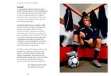  A Pocket Guide to Adidas (Pocket Guides to Fashion) 