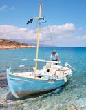  The Cyclades: Greek Island Paradise 