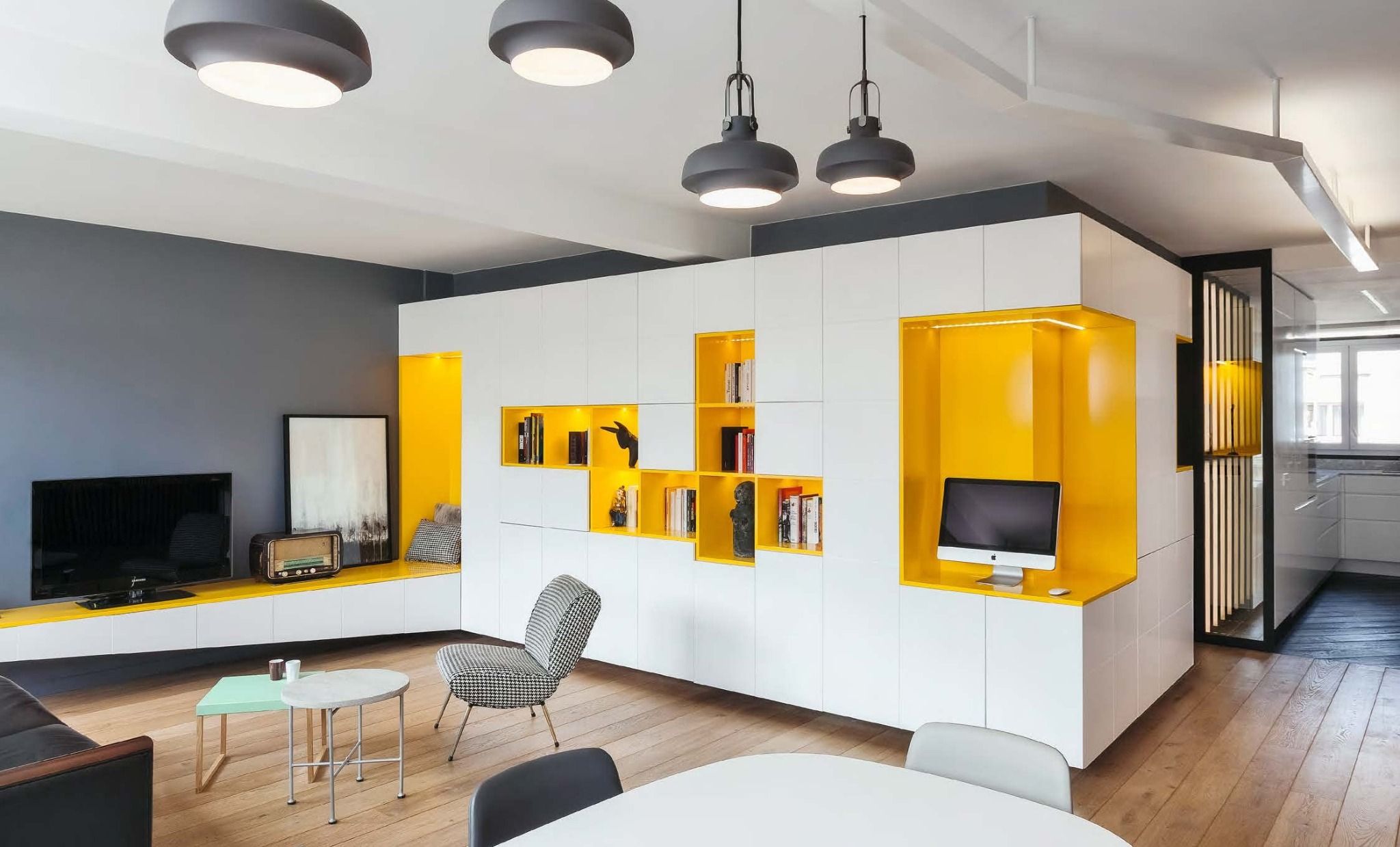  Living Little_Hannah Jenkins_9781864708608_Images Publishing 