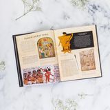  The Story of Perfume: A lavishly illustrated guide 