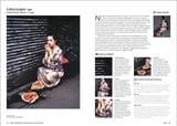  Photography: The Whole Story_Juliet Hacking _9780500296103_Thames & Hudson 