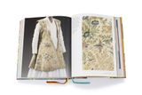  Silk: Fibre, Fabric and Fashion 