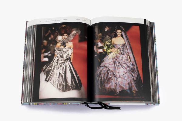 Vivienne Westwood Catwalk : The Complete Collections_Alexander Fury_9780500023792_Thames & Hudson Ltd