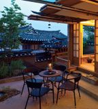  Hanok: The Korean House_Nani Park_9780804844673_Tuttle Publishing 