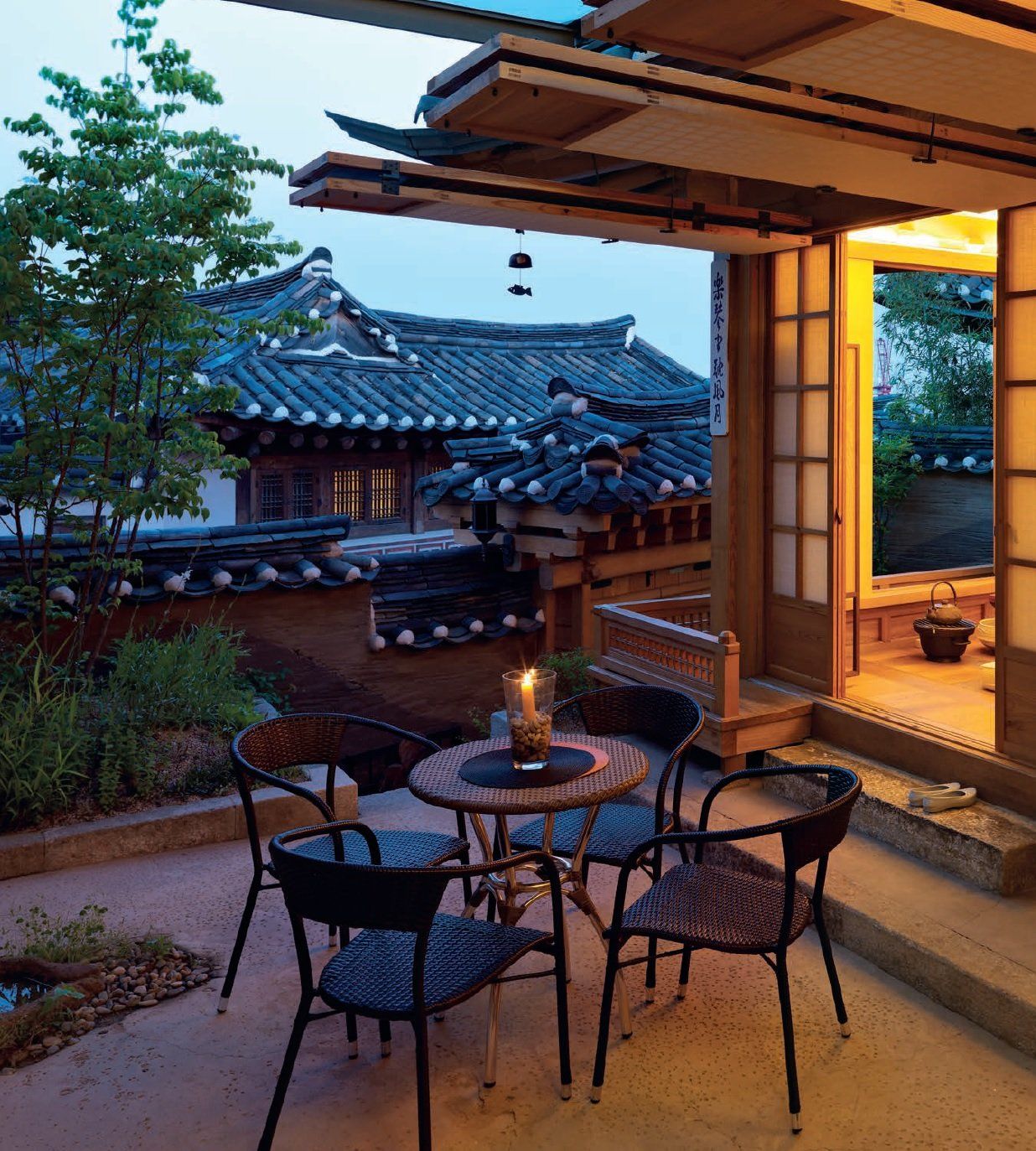  Hanok: The Korean House_Nani Park_9780804844673_Tuttle Publishing 