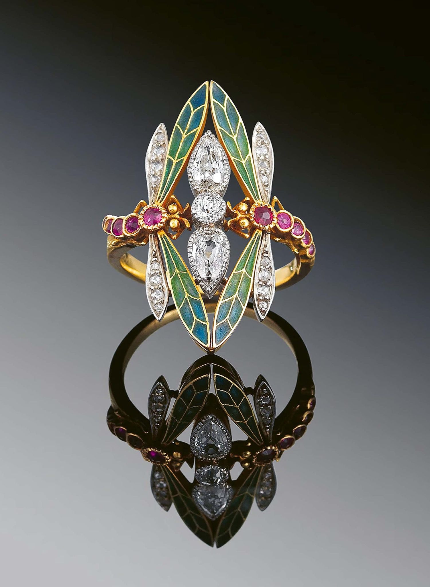  The Modern Guide to Antique Jewellery 