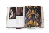  Silk: Fibre, Fabric and Fashion 