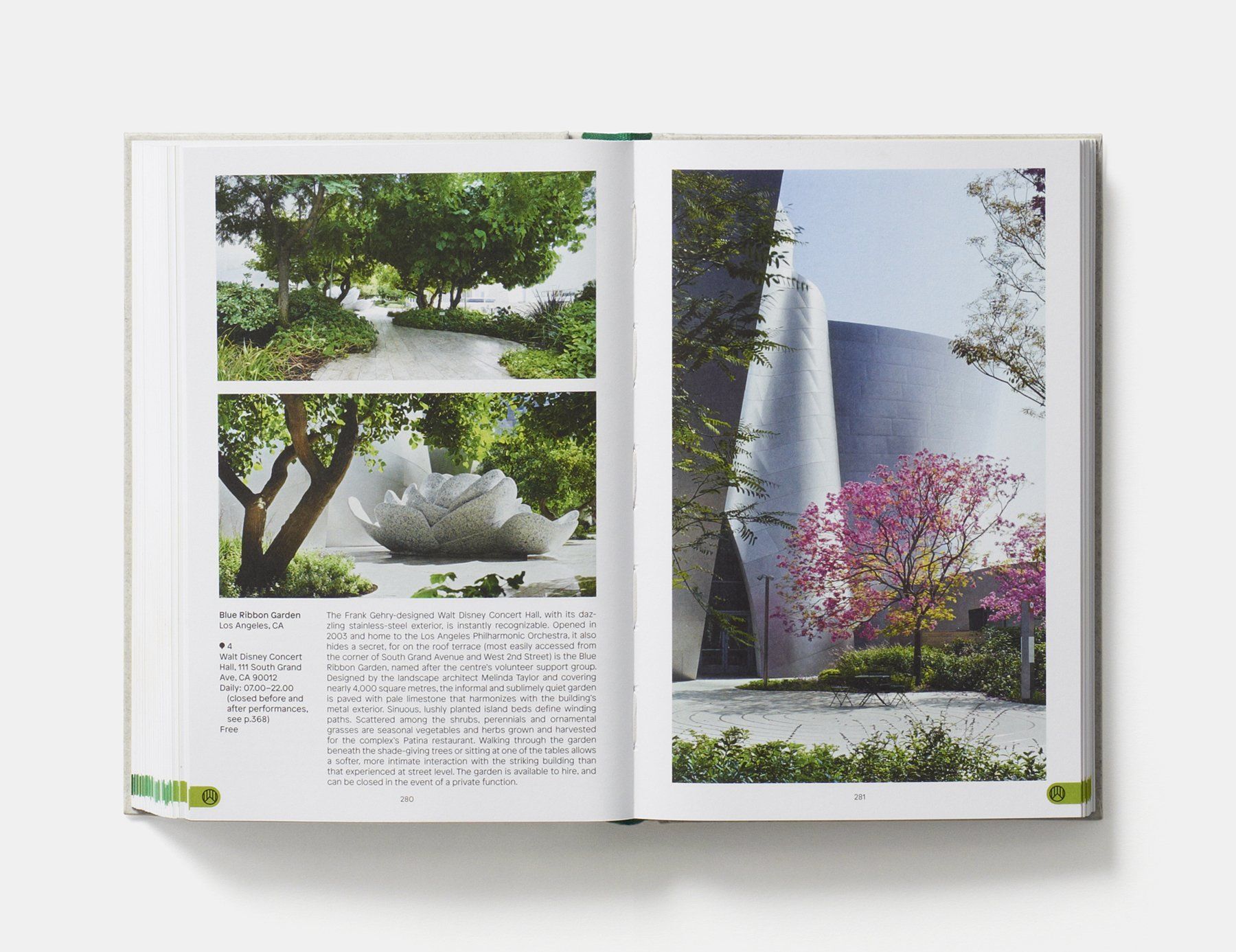  Green Escapes_Toby Musgrave_9780714876122_Phaidon Press 